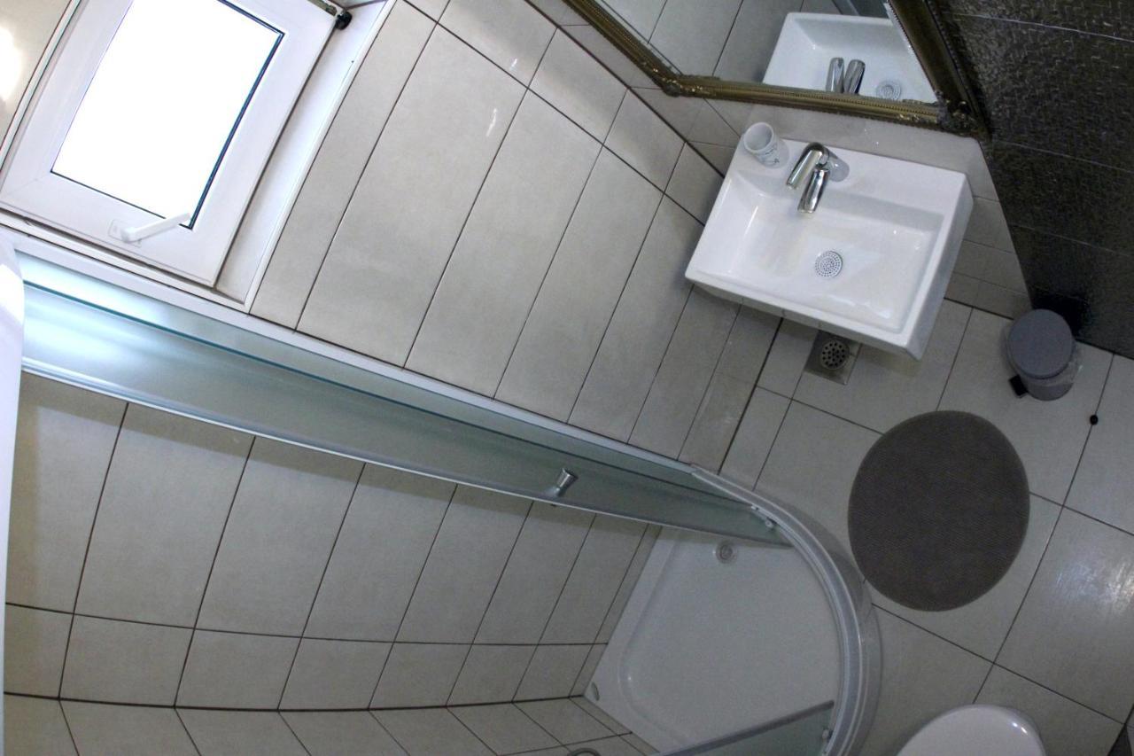 Apartments Giardino Хвар Экстерьер фото
